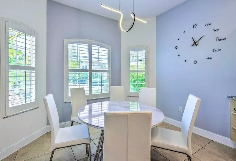 Sun Soaked Sarasota Oasis W/ Pool & Hot Tub!