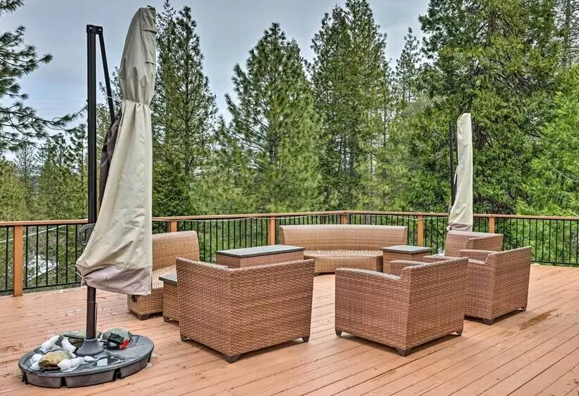 The Valley View: Pine Mountain Lake Cabin