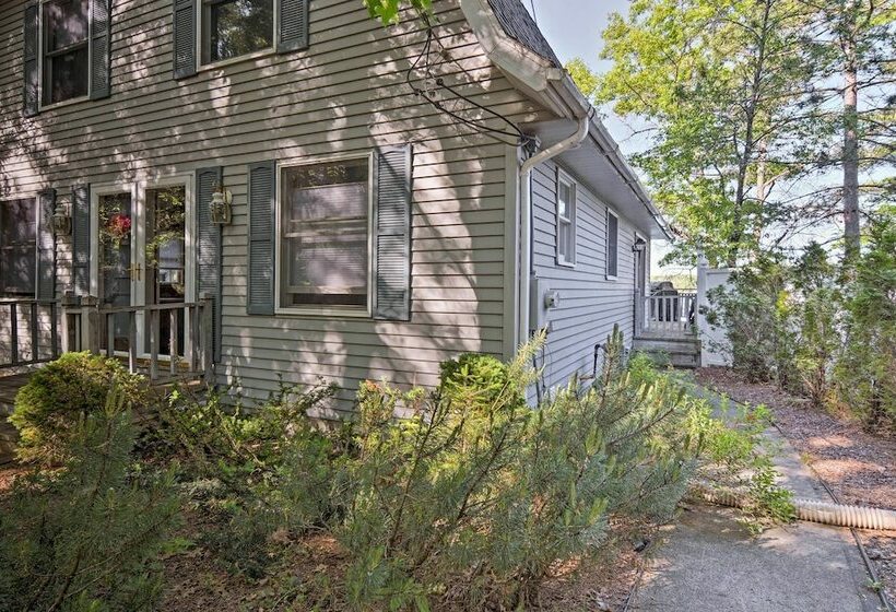 Waterfront House W/dock & Deck On Little Bear Lake