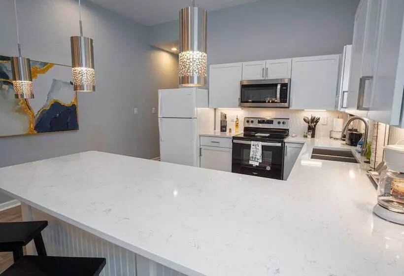 Your Dream Stay 4br/2ba Near Downtown & Riverwalk