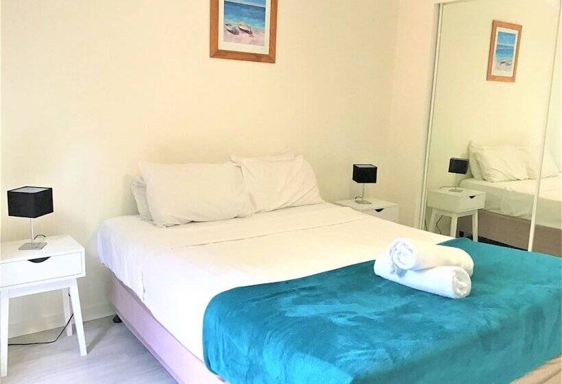 Beaches On Wave Street