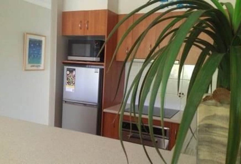 Beaches On Wave Street