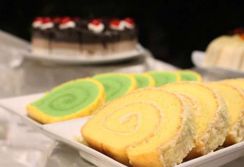 Estrella Hotel & Conference