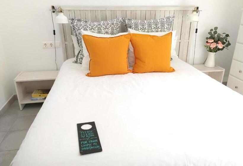 مسافرخانه La Siesta De Picasso