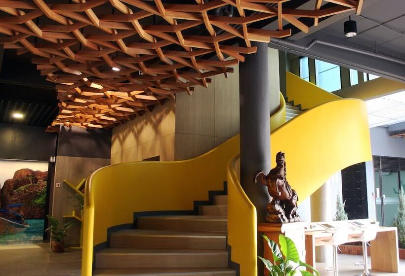 هتل 8icon Ao Nang Krabi