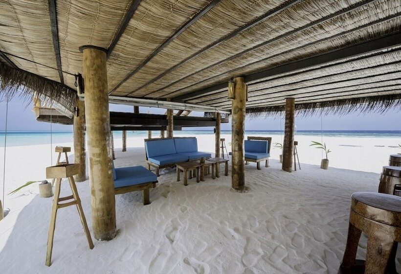 هتل Aaaveee Nature's Paradise