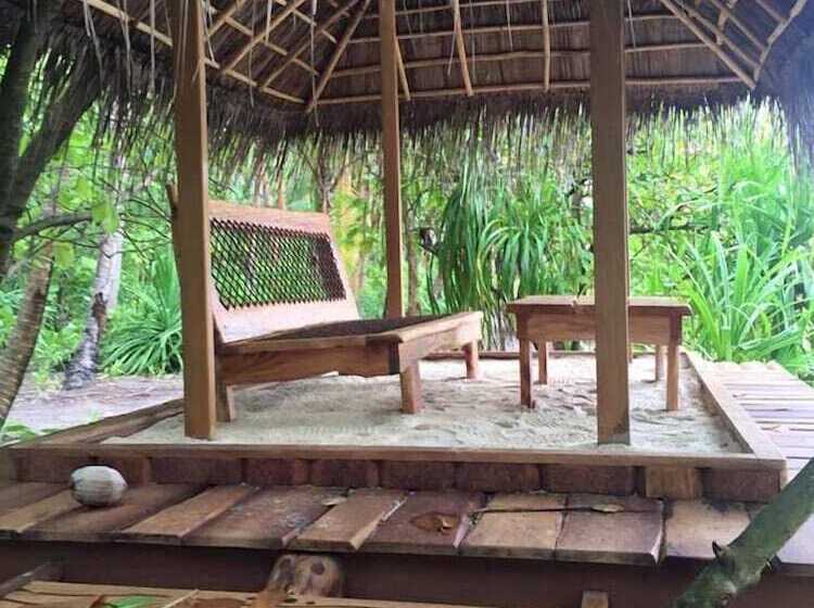 هتل Aaaveee Nature's Paradise