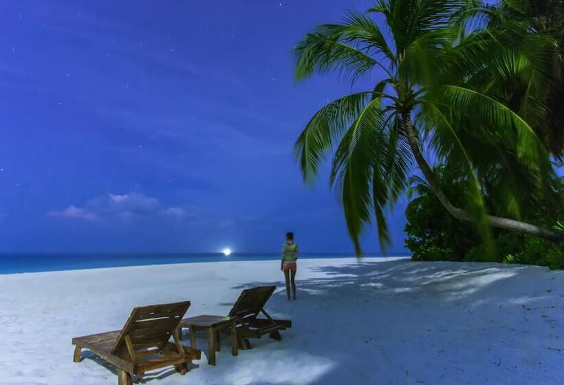 هتل Aaaveee Nature's Paradise