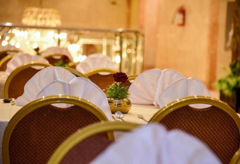 هتل Plaza Inn Ohud