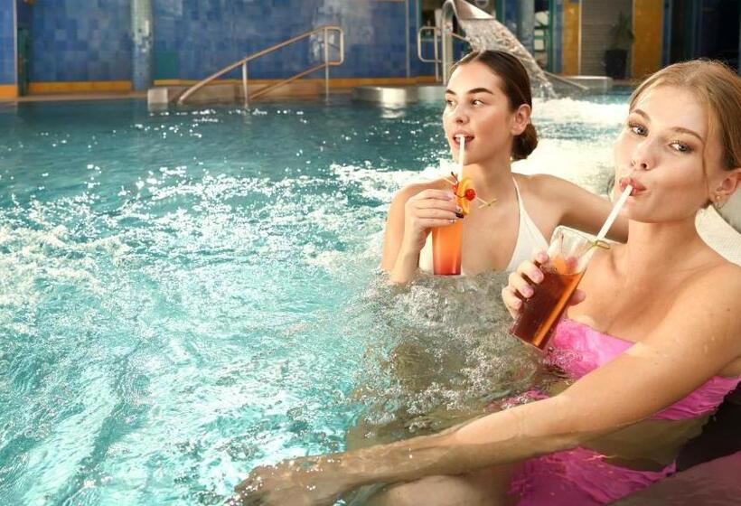 酒店 Aquacity Seasons