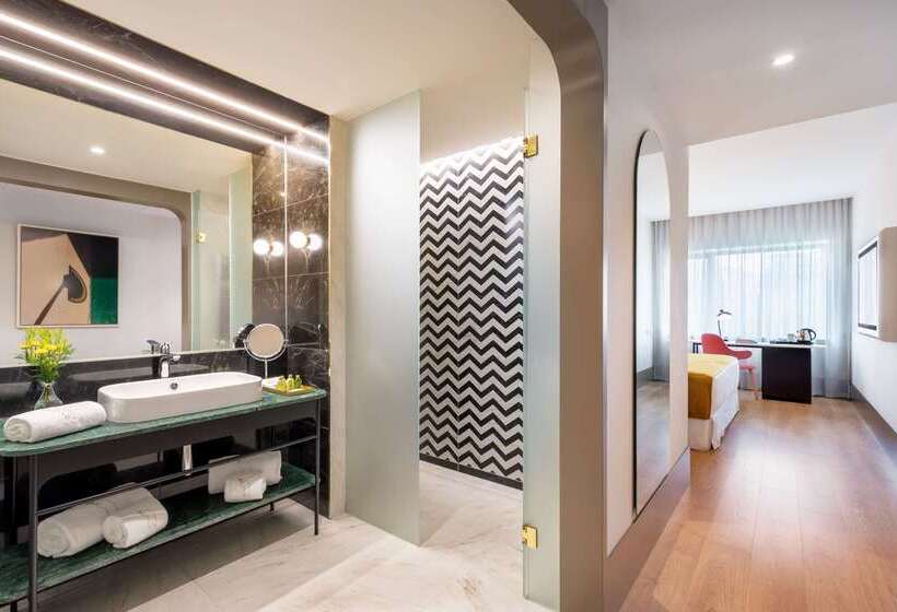 هتل Barcelo Torre De Madrid