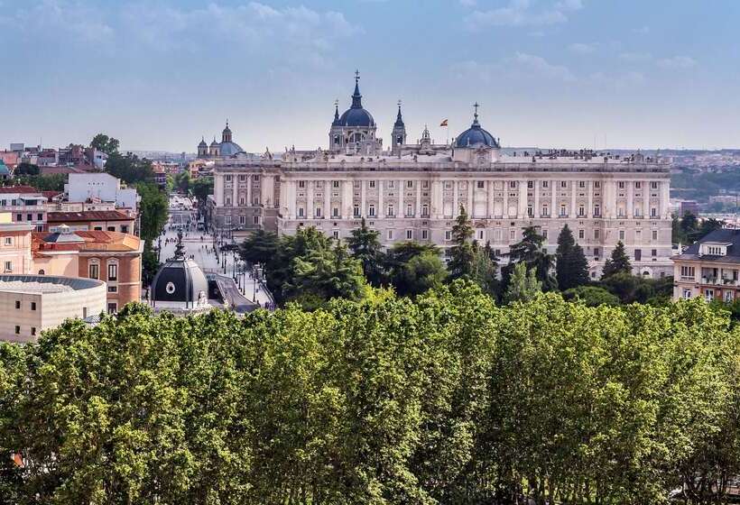 هتل Barcelo Torre De Madrid