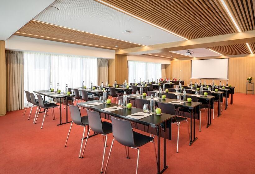 هتل Barcelo Torre De Madrid