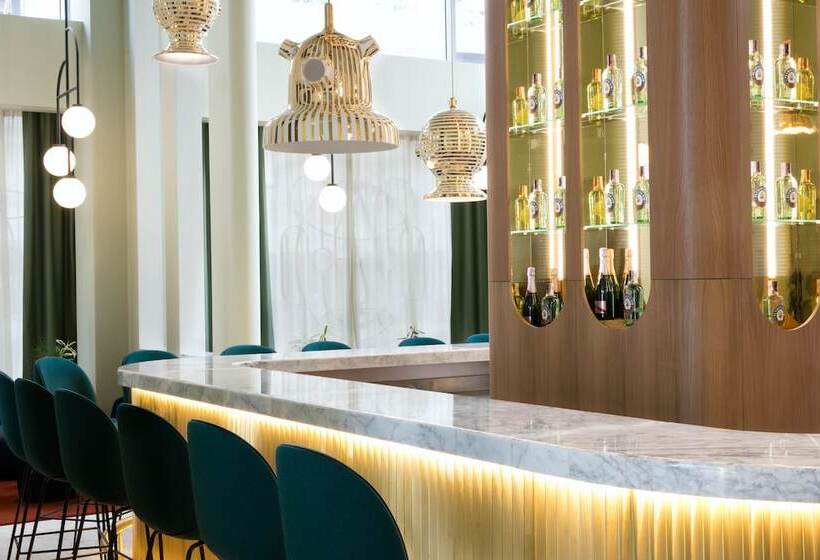 هتل Barcelo Torre De Madrid