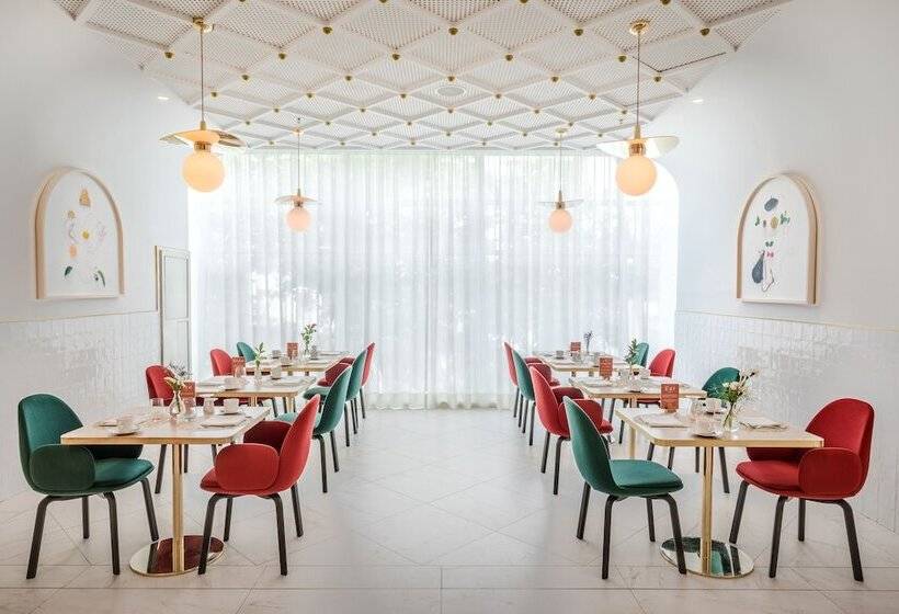 هتل Barcelo Torre De Madrid