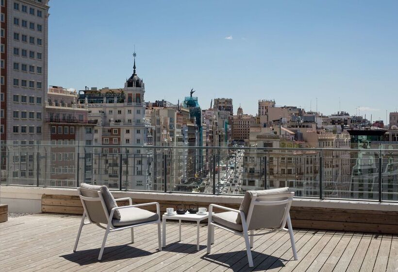 هتل Barcelo Torre De Madrid