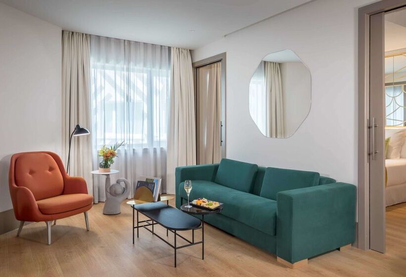 هتل Barcelo Torre De Madrid