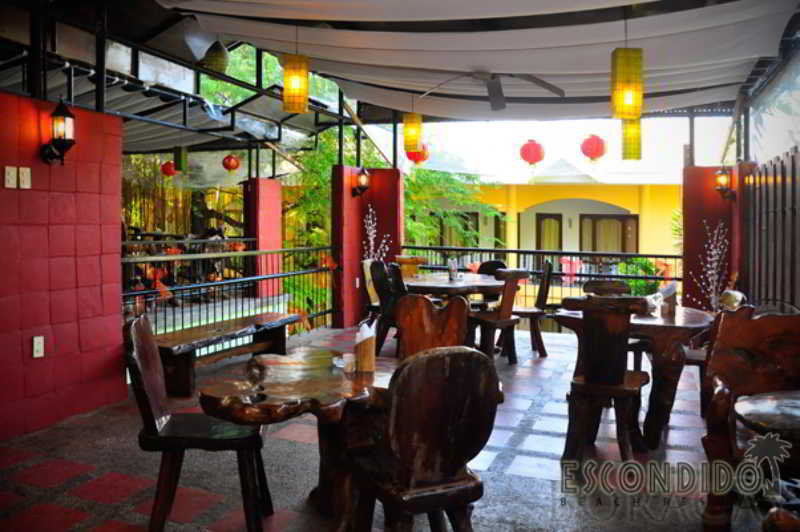 ホテル Escondido Beach Resort Boracay