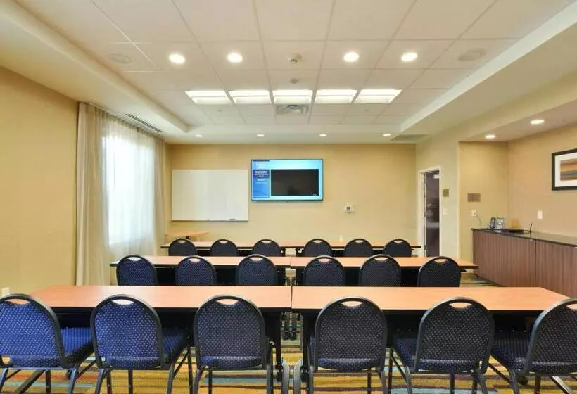 ホテル Fairfield Inn & Suites By Marriott Eau Claire/chippewa Falls