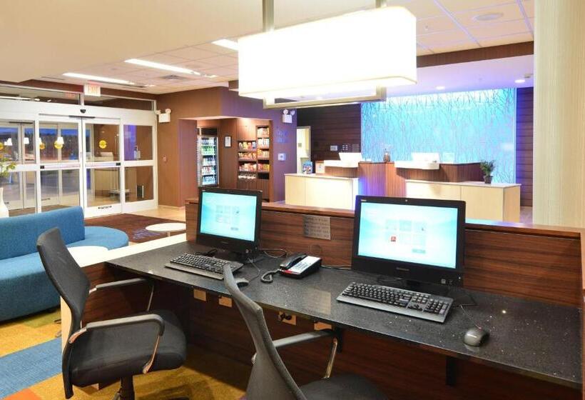 ホテル Fairfield Inn & Suites By Marriott Eau Claire/chippewa Falls