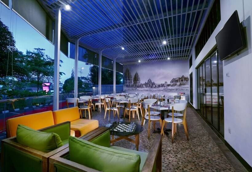 Favehotel Malioboro   Yogyakarta