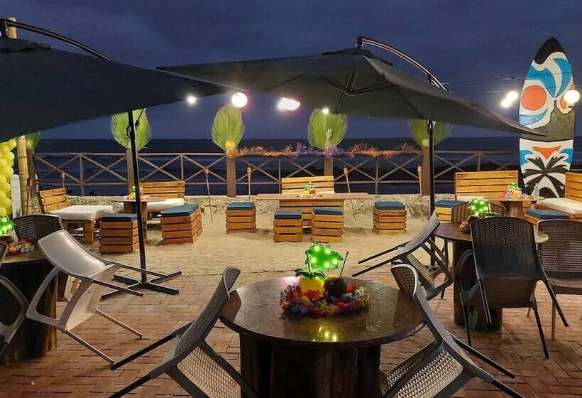 فندق Howard Johnson By Wyndham Montanita