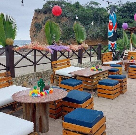 فندق Howard Johnson By Wyndham Montanita