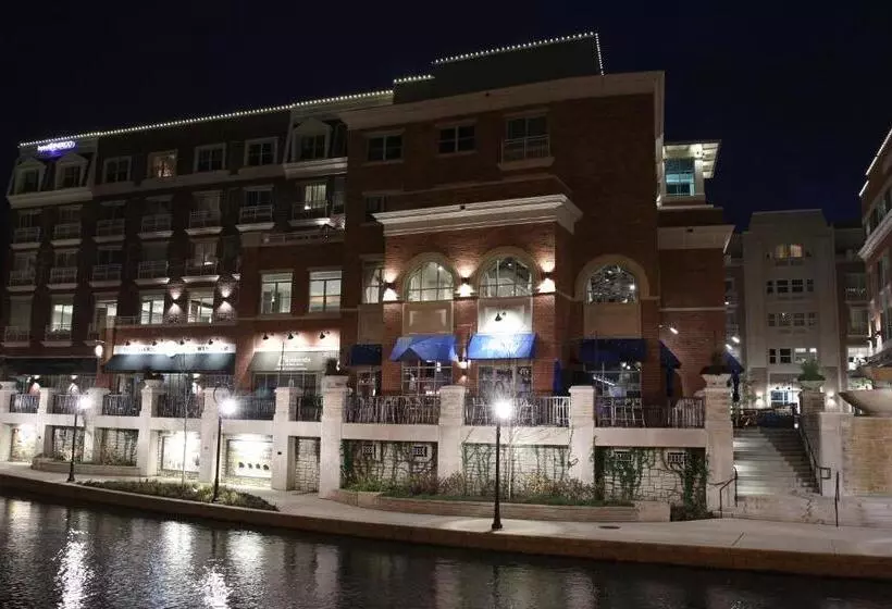 ホテル Indigo Naperville Riverwalk, An Ihg