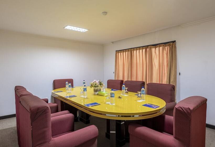 בית מלון כפרי Jimbarwana