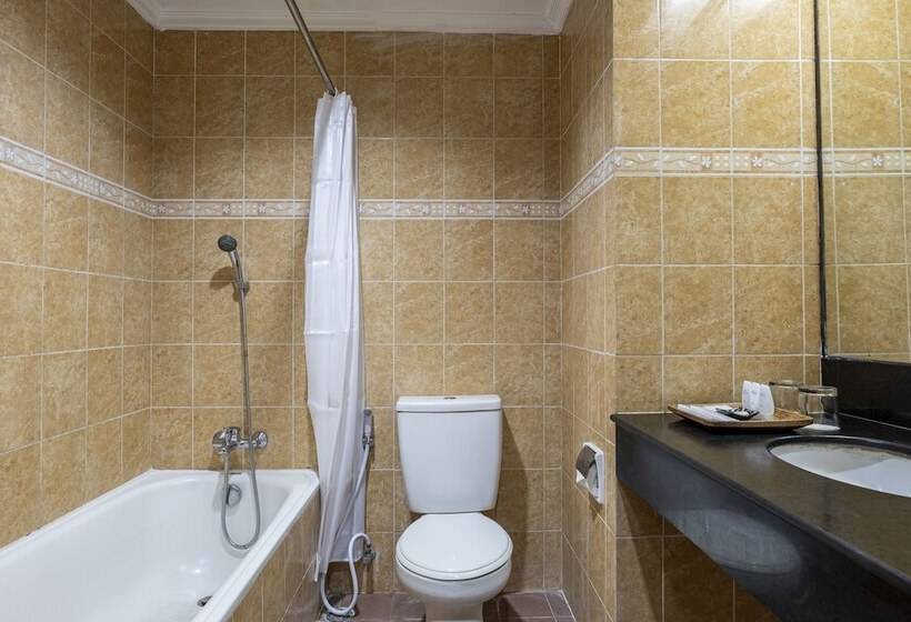 בית מלון כפרי Jimbarwana