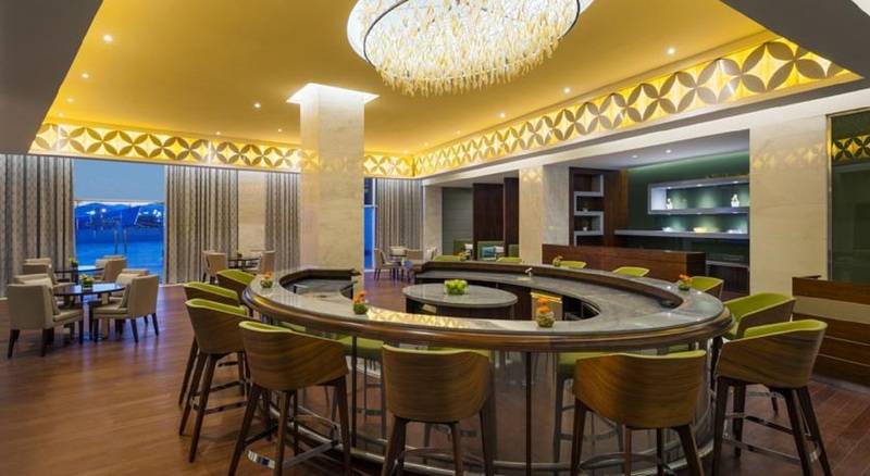 هتل Millennium Hail