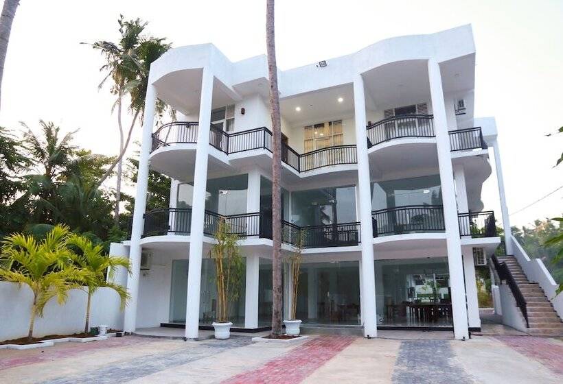 Отель Muthu Resort