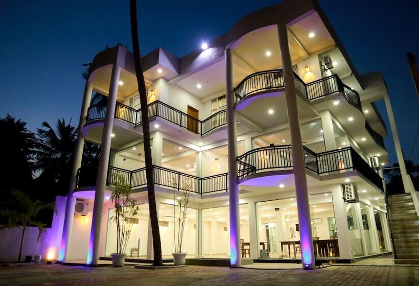 Отель Muthu Resort