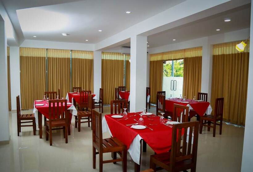 Отель Muthu Resort