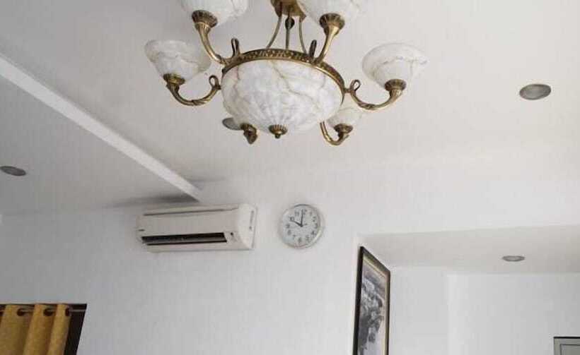 호텔 Place2stay   Airport