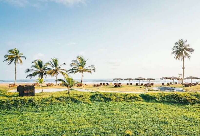 هتل Rlj Kendeja Resort And Villas