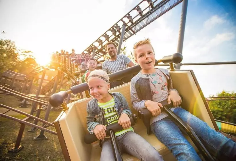 ホテル Vakantiepark Slagharen