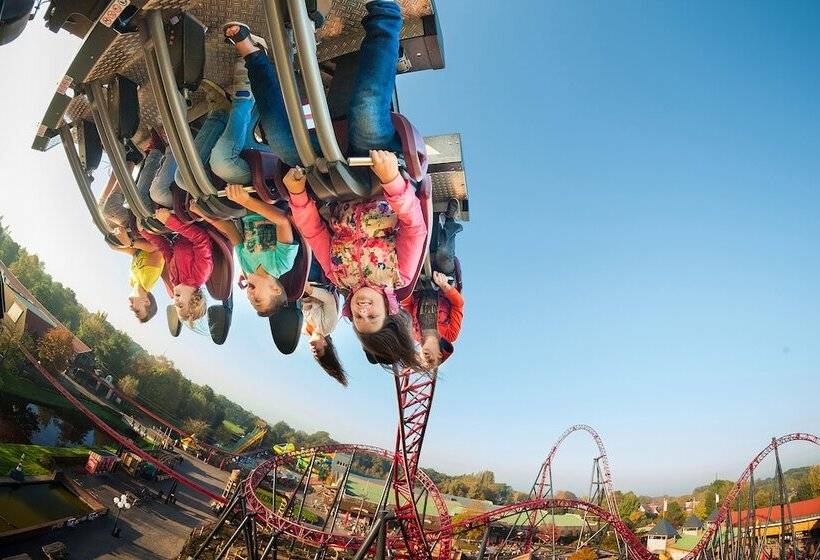 בית מלון כפרי Vakantiepark Slagharen