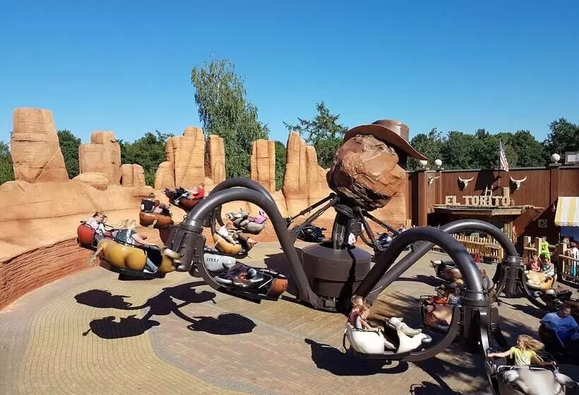 ホテル Vakantiepark Slagharen