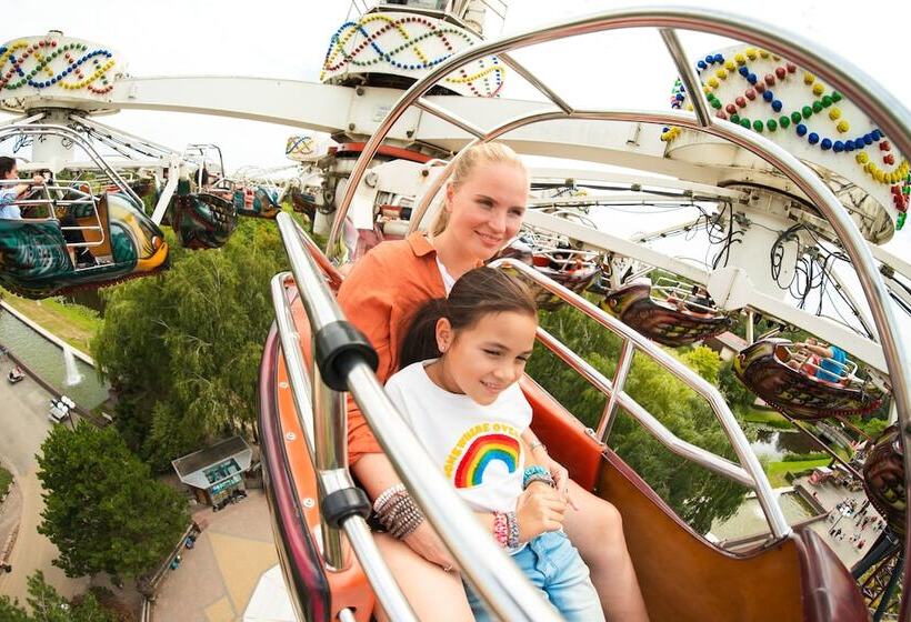 בית מלון כפרי Vakantiepark Slagharen