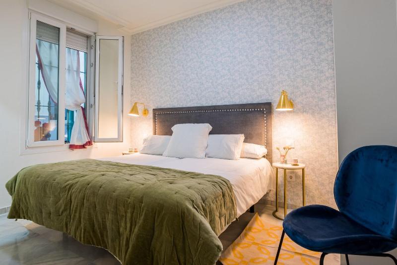 مسافرخانه Nüa Alameda