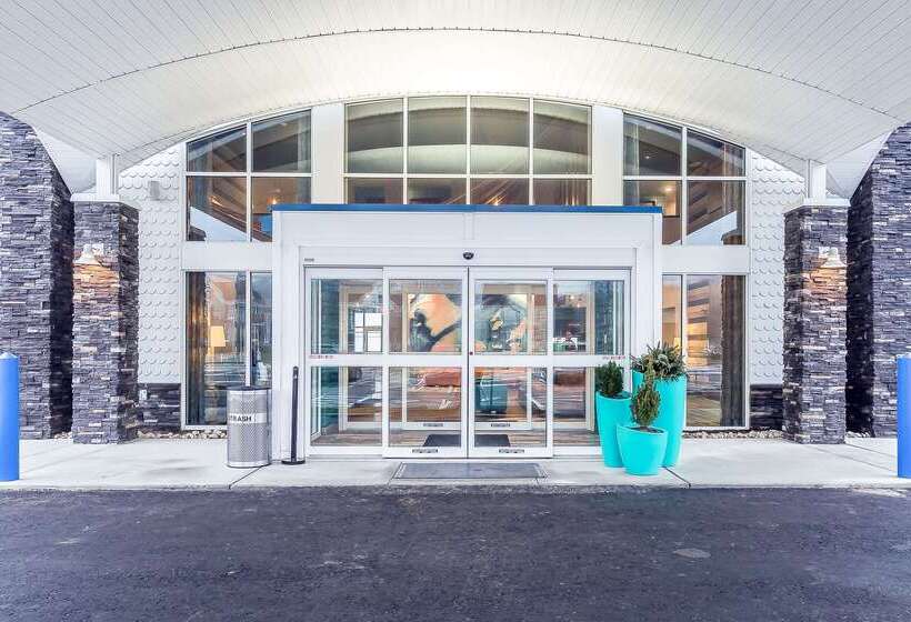 Marina Bay Hotel & Suites, Ascend Hotel Collection