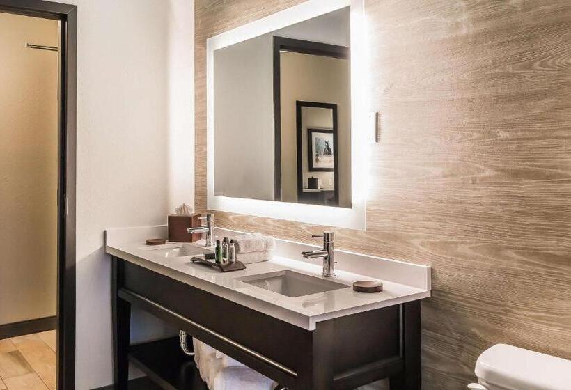 Marina Bay Hotel & Suites, Ascend Hotel Collection