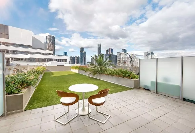 Melbourne Holiday Apartments Flinders Wharf