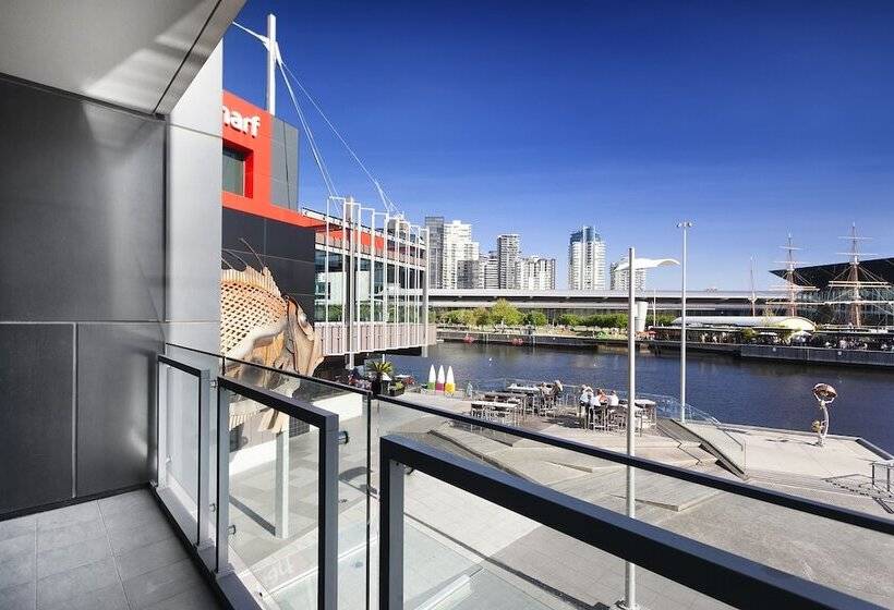 Melbourne Holiday Apartments Flinders Wharf