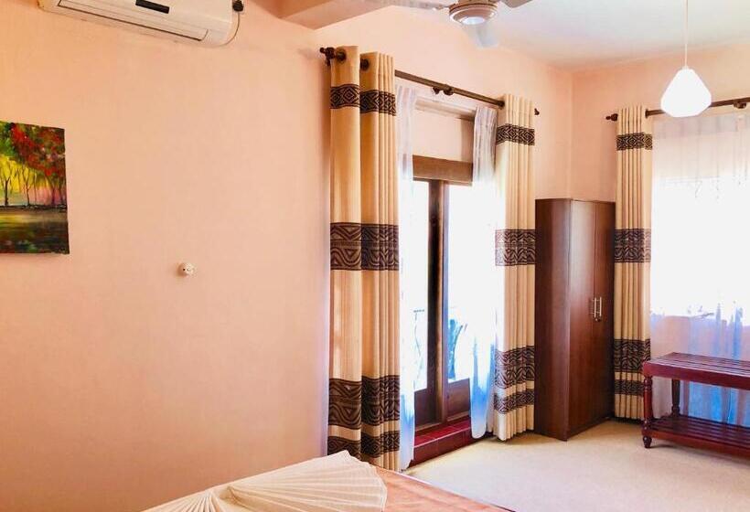 Pension Blinkbonnie Inn