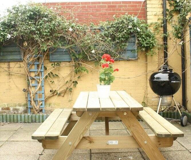 Пансион Mousetrap