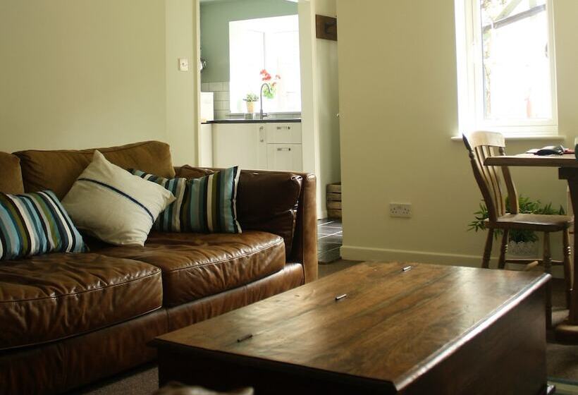 Пансион Mousetrap