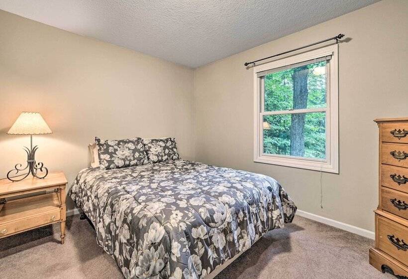 Bellaire Ski Escape ~ 1 Mile To Schuss Mountain!