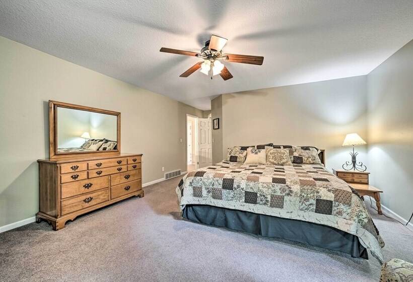 Bellaire Ski Escape ~ 1 Mile To Schuss Mountain!